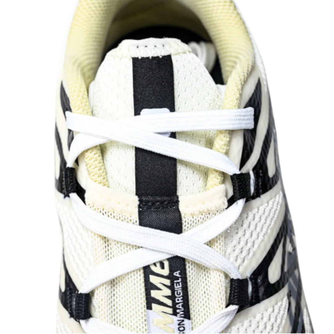 Salomon x Maison Margiela XT-MM6 'Vanilla Ice'