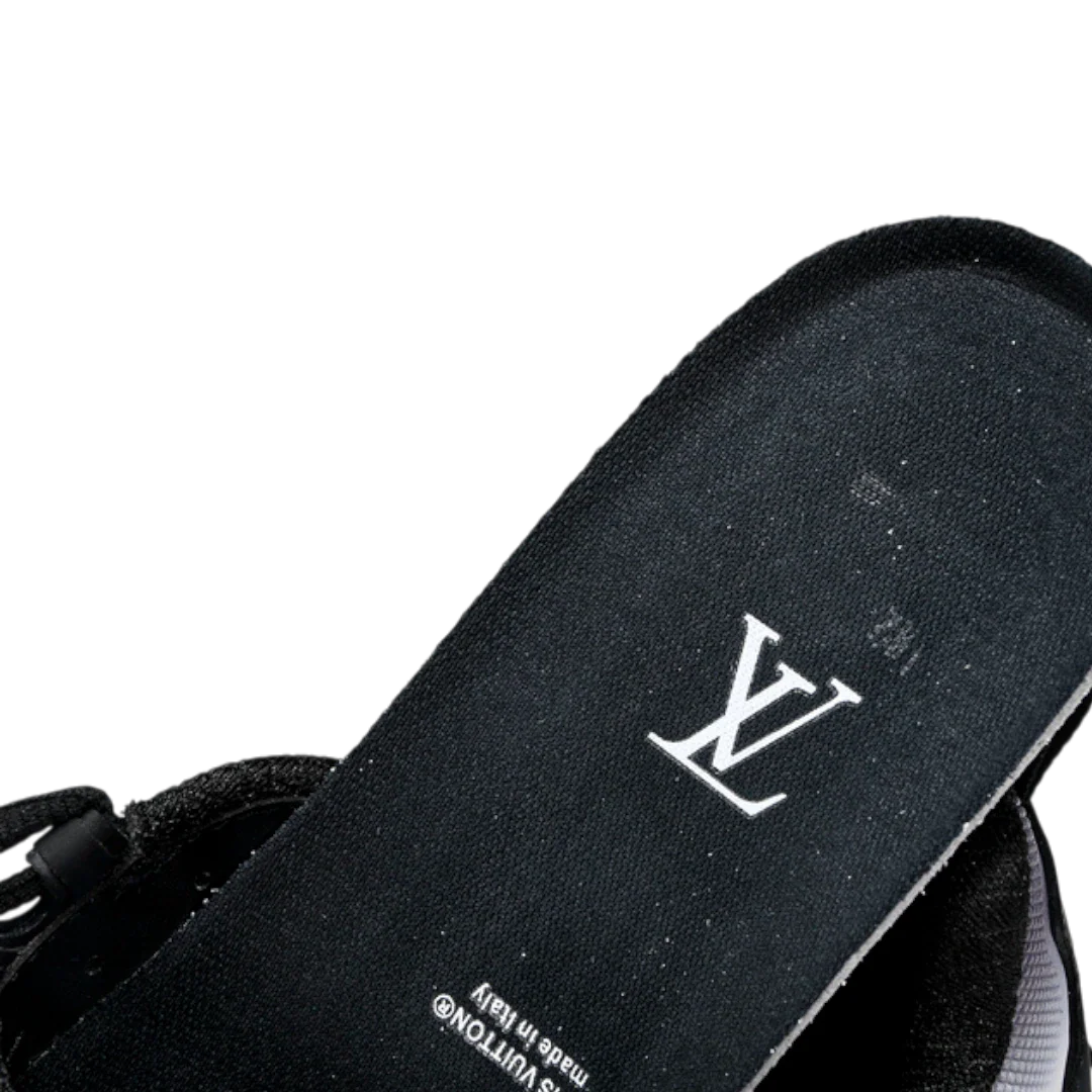 Louis Vuittоп Runner Tatic 'Black White'
