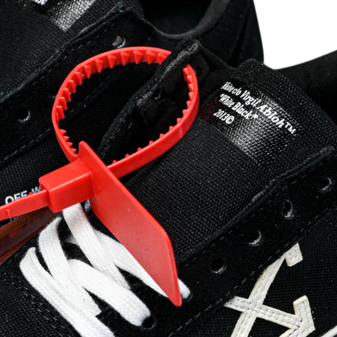 Off-White Vulc Low 'Black' (‘C 2018) Old Stripes