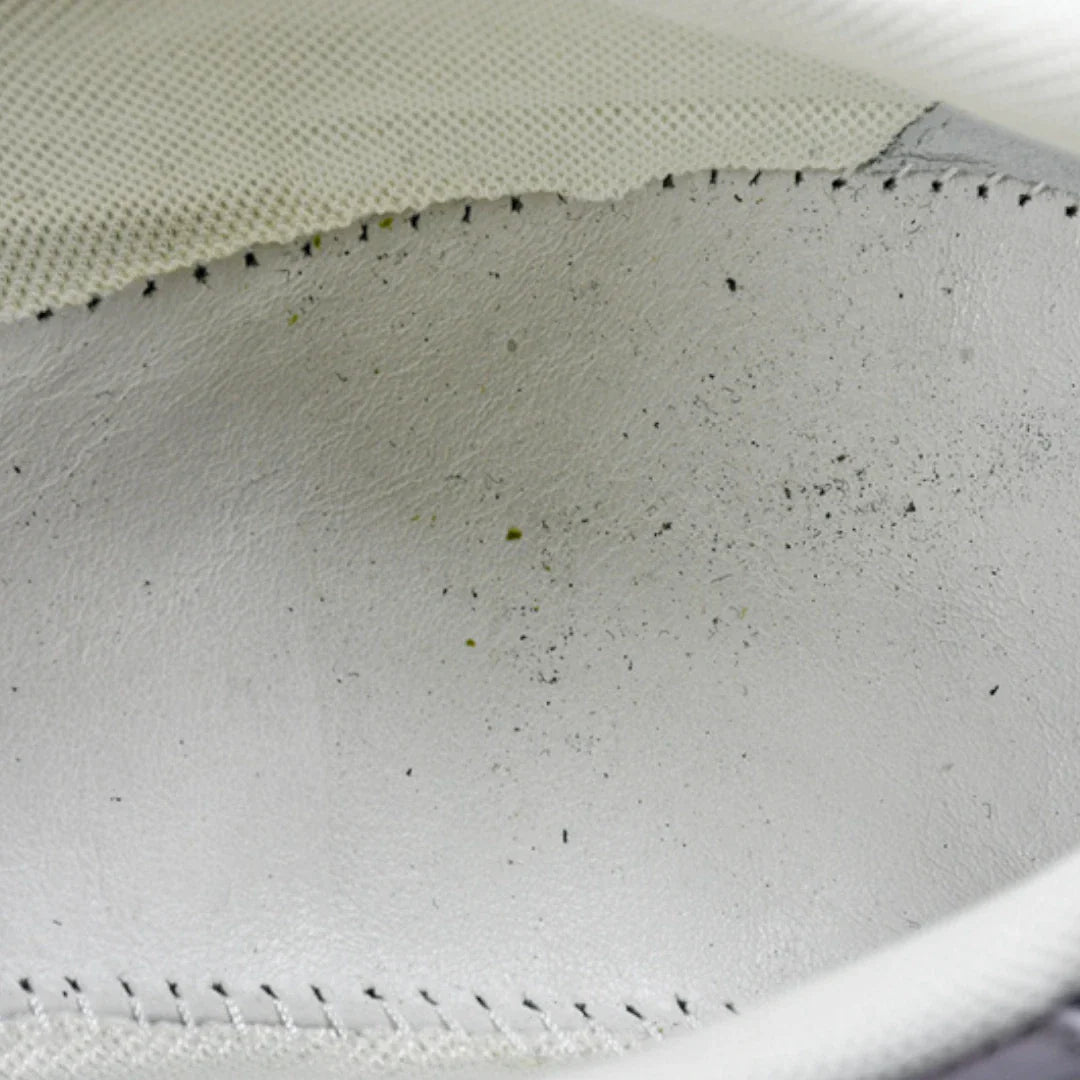 Prada America's Cup 'White Silver'