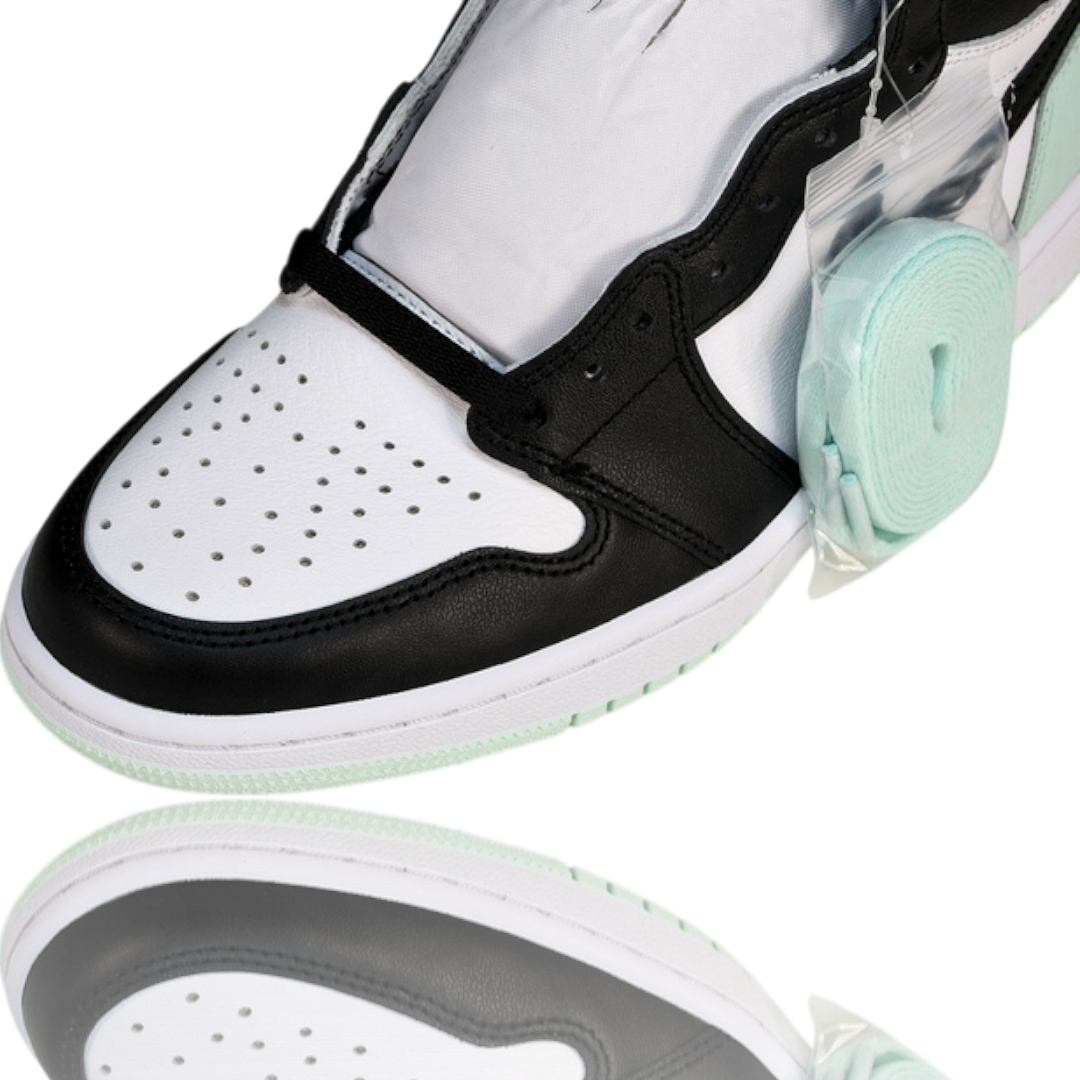 AJ1 Retro High 'Igloo'