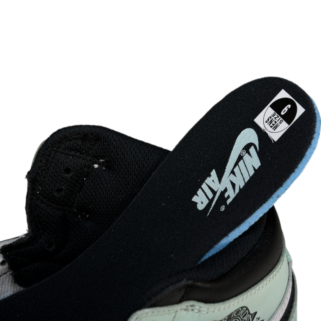 AJ1 Retro High 'Igloo'