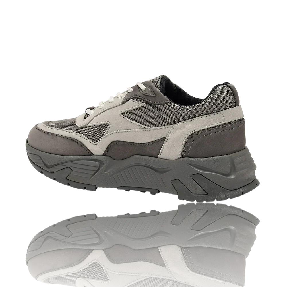 Stealth Runner 'Gray Cloud'