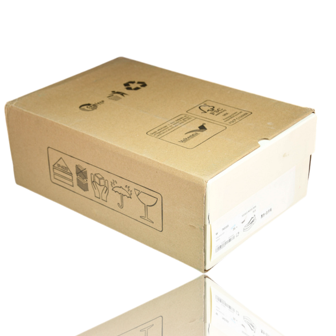 McQueen Tread Slick Low  Graffiti 'White'