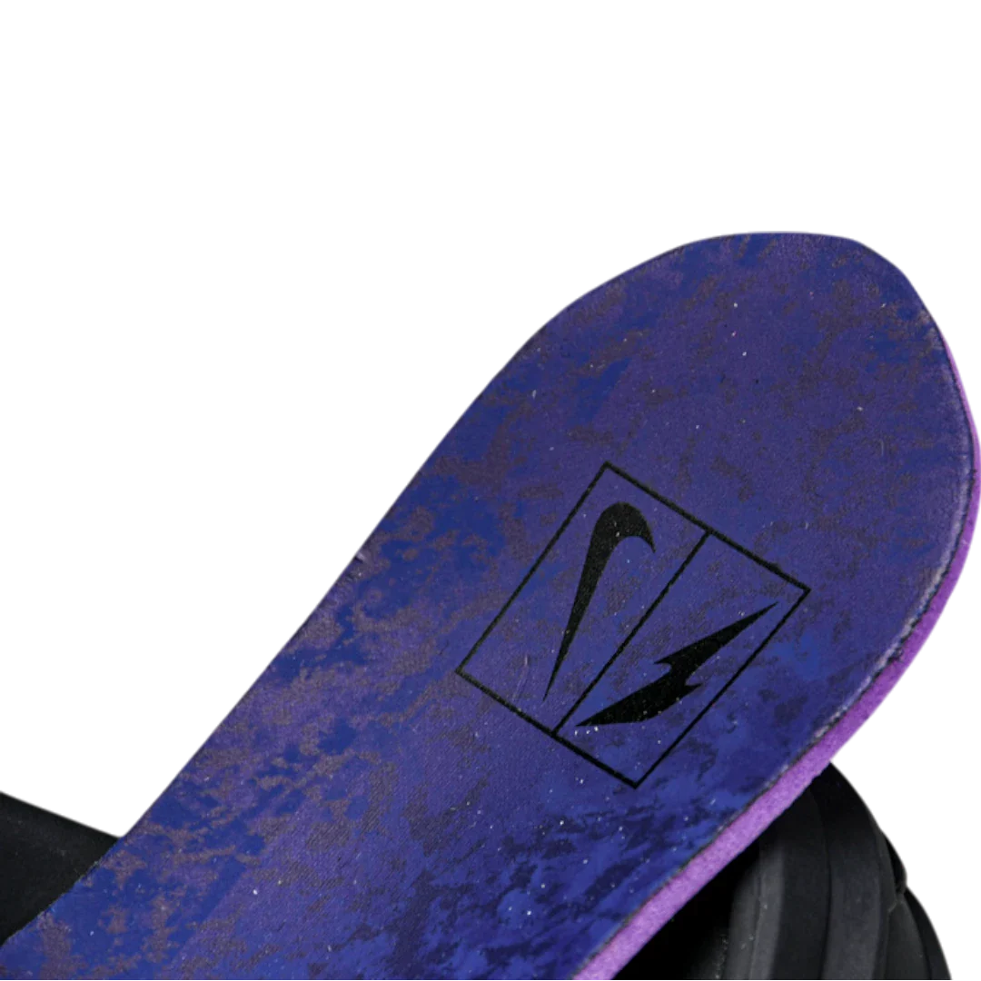 RTFKT x Dnk Genesis 'Void'