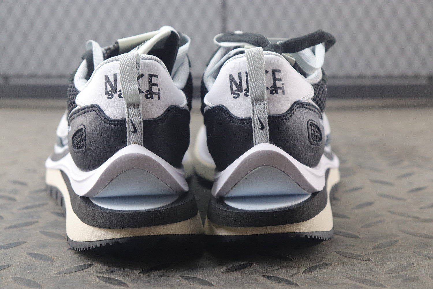 Sacai x VaporWaffle 'Black White'