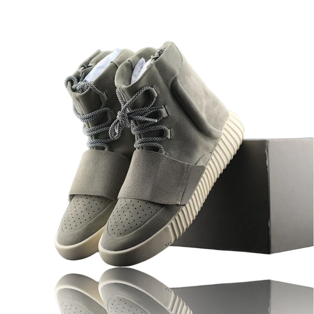 Yzy Boost 750 'OG Carbon'