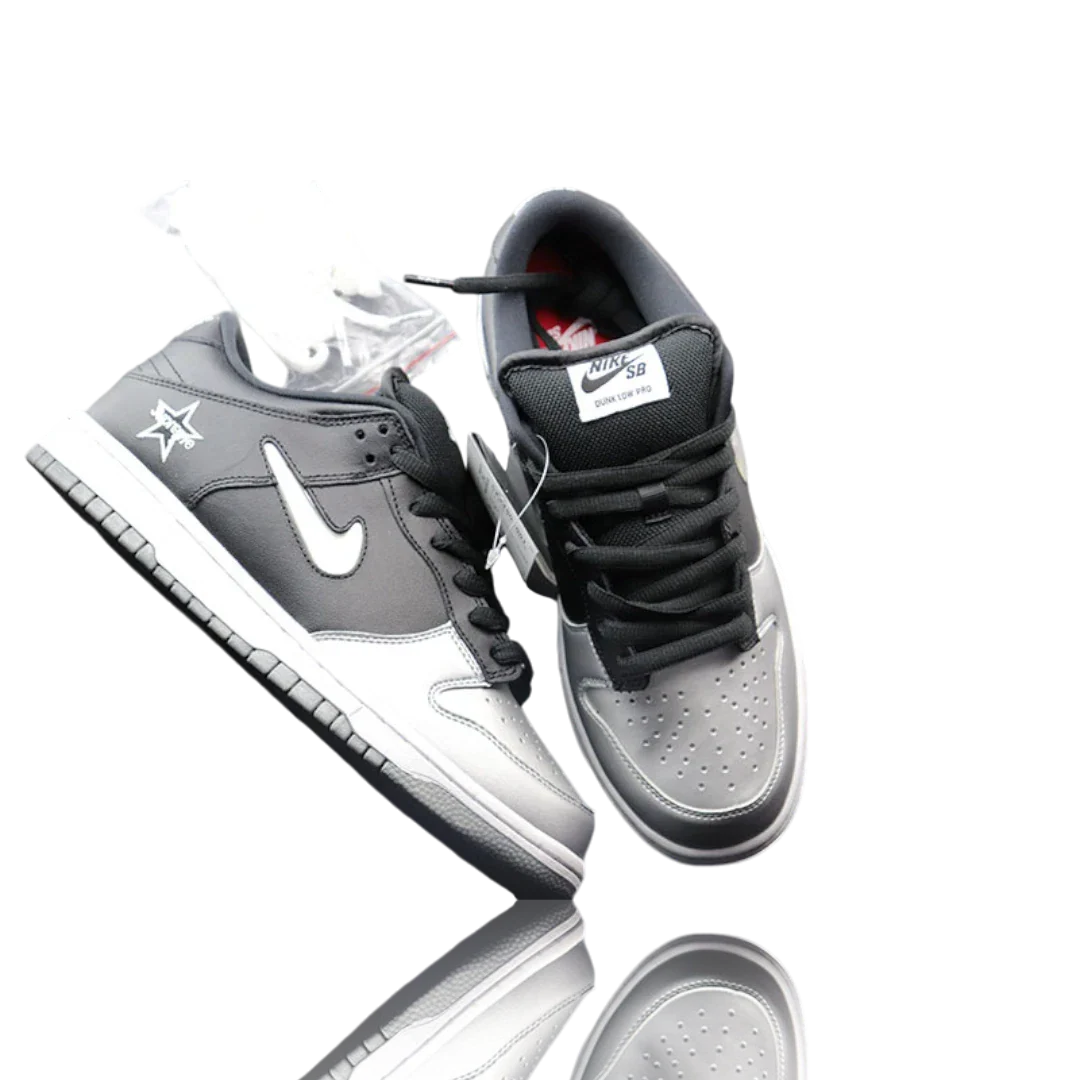 Supreme x SB Dnk Low 'Jewel Swoosh Silver'