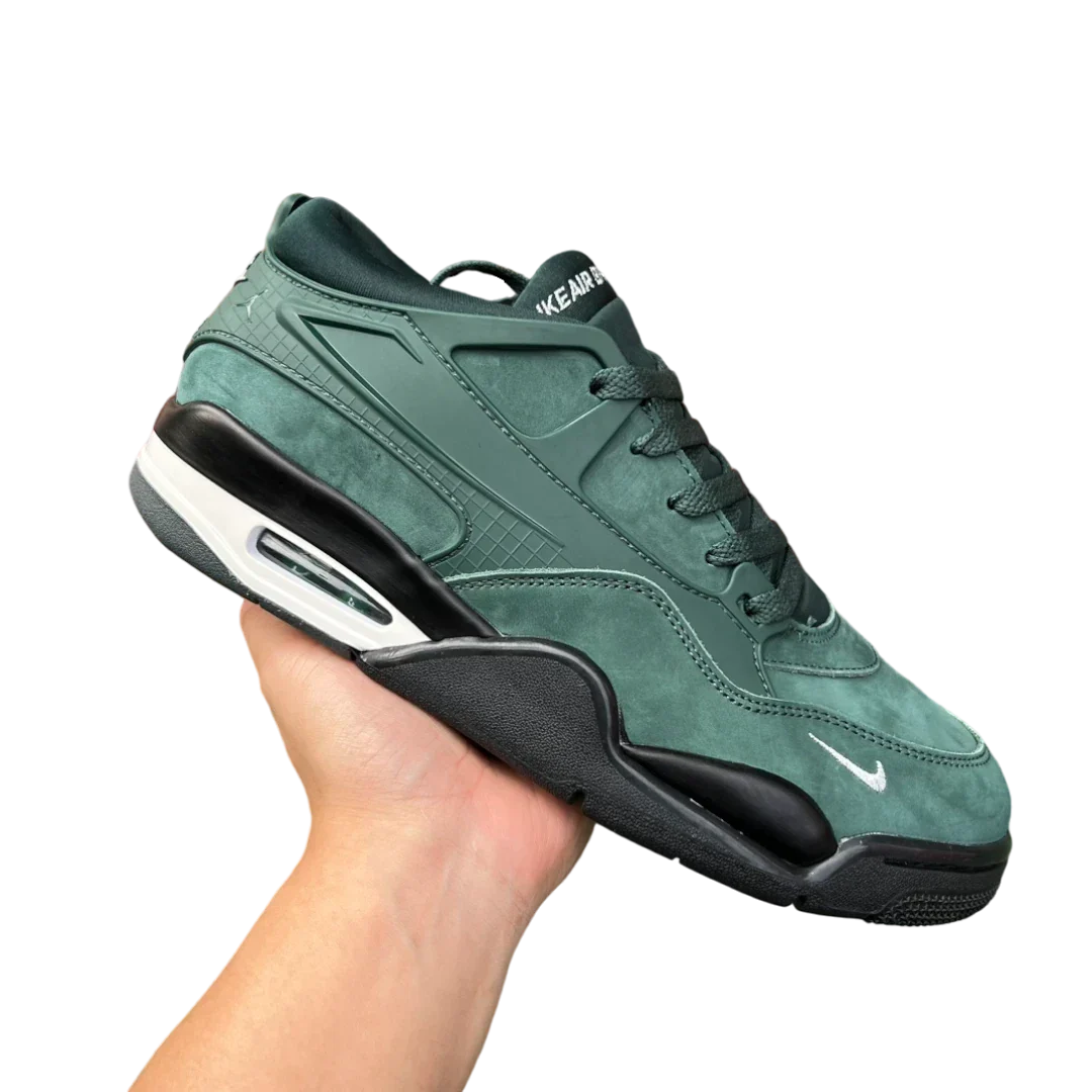 Nigel Sylvester x AJ4 Grandma's Driveway 'Fence Green'