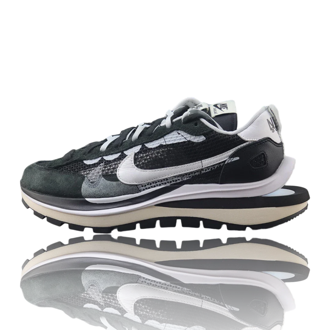 Sacai x VaporWaffle 'Black White'