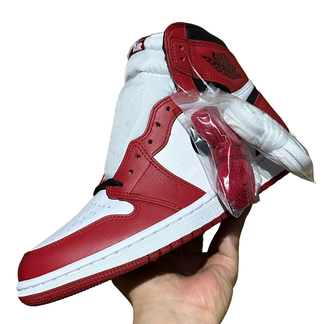 AJ1 Retro High 'Chicago'