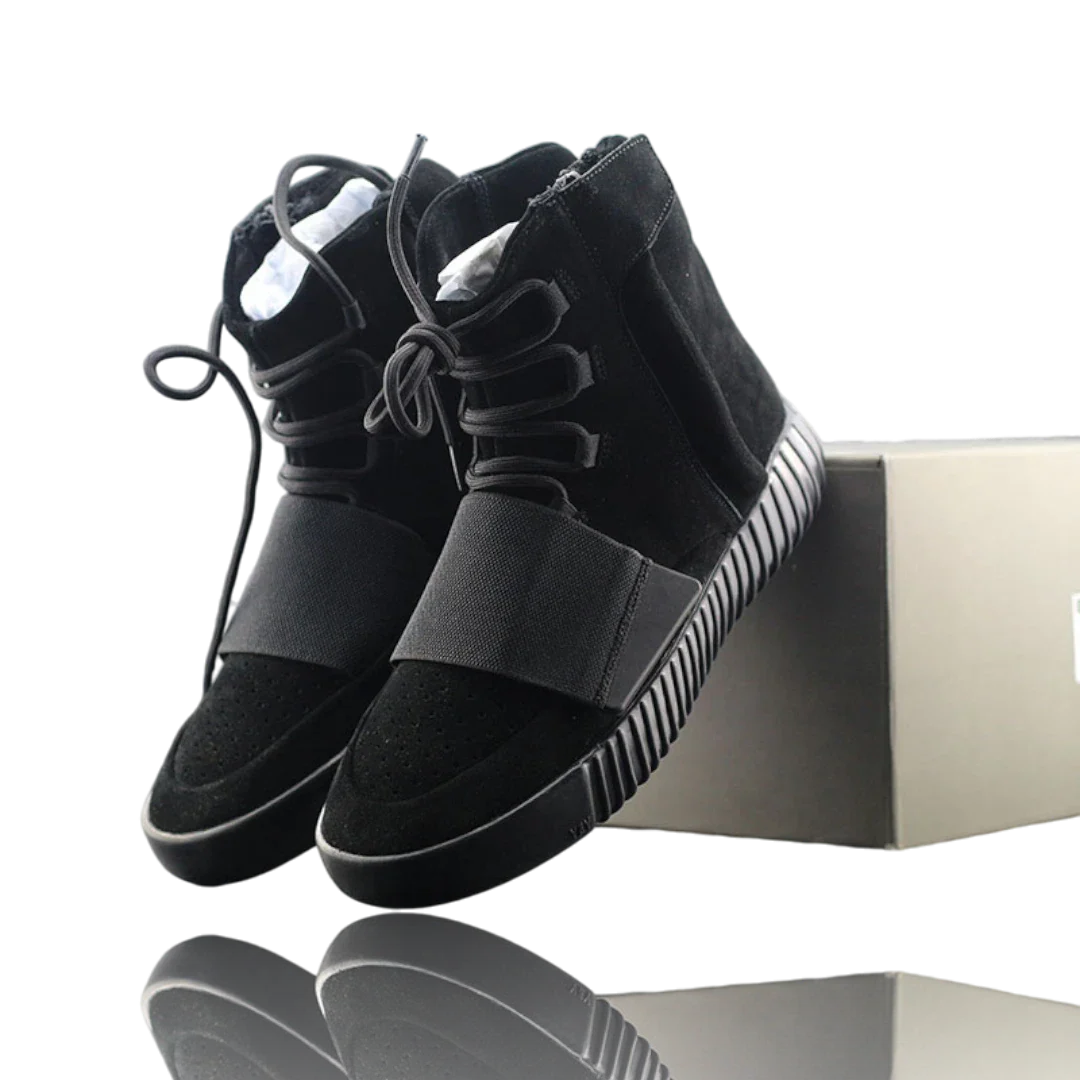 Yzy Boost 750 'Triple Black'