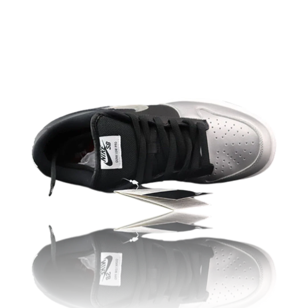 Supreme x SB Dnk Low 'Jewel Swoosh Silver'