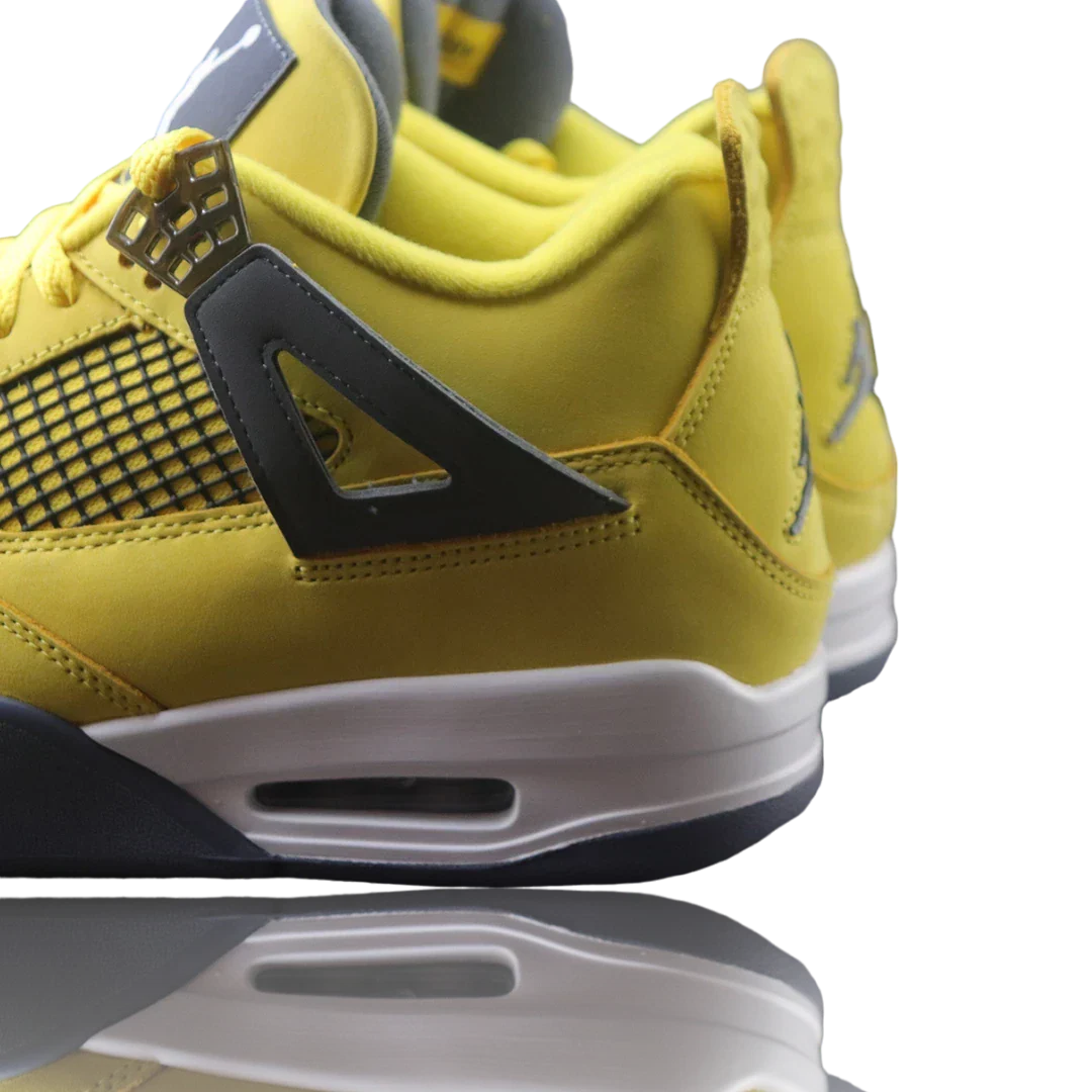 AJ4 Retro 'Lightning'